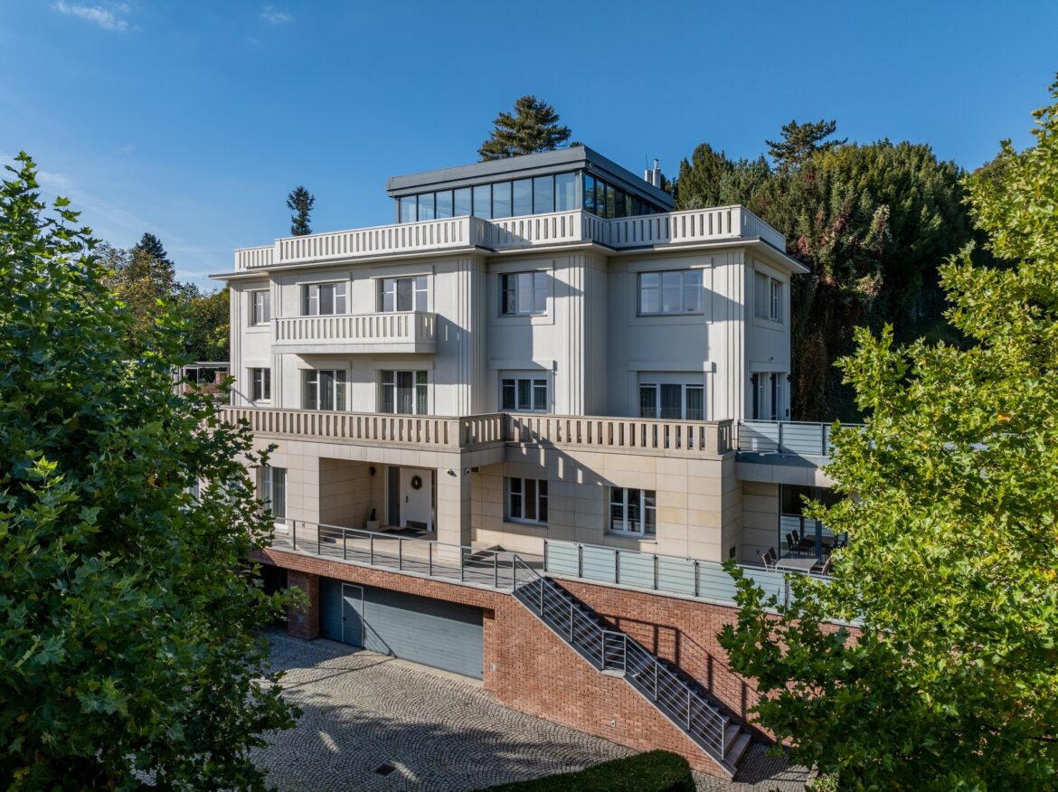 Luxent_vila v Troji_01