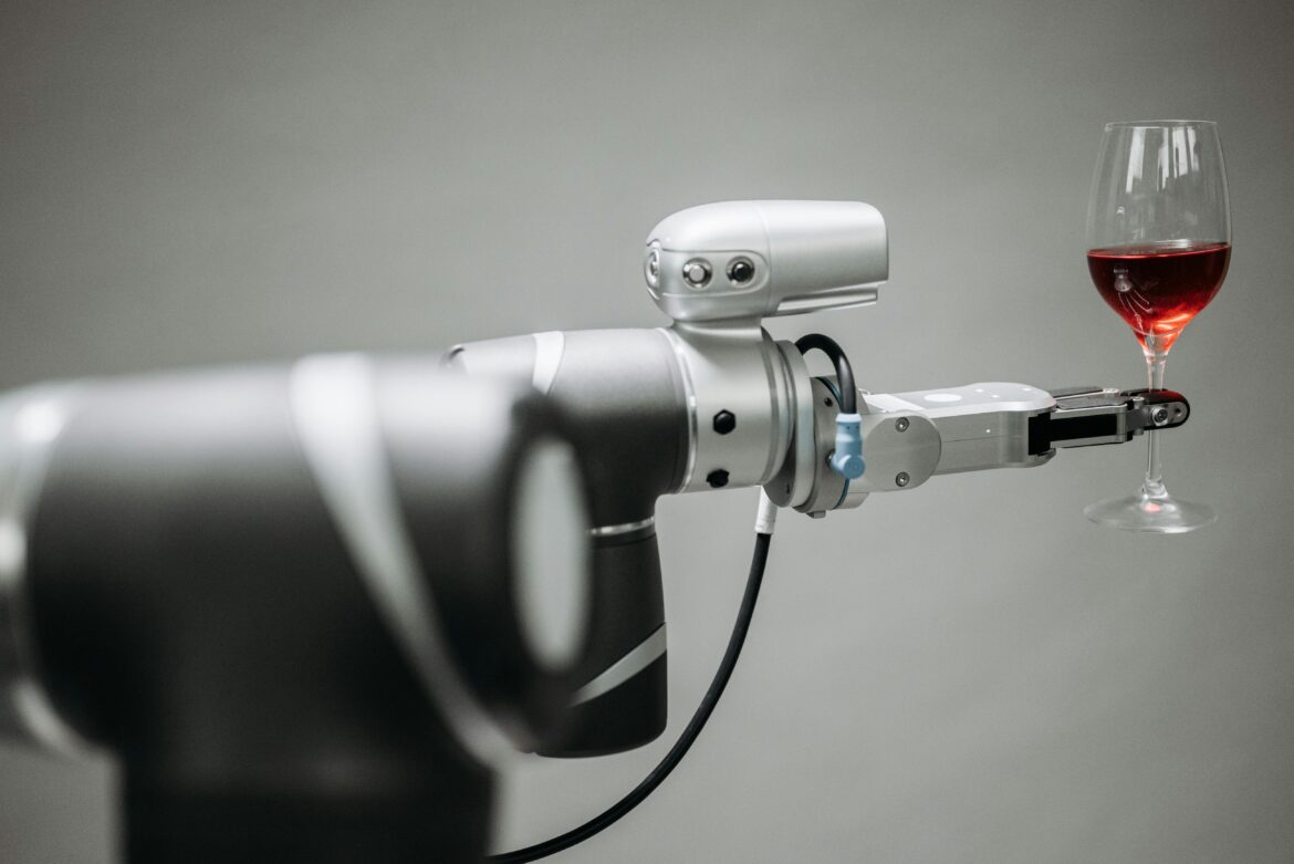 pexels-pavel-danilyuk-8439097