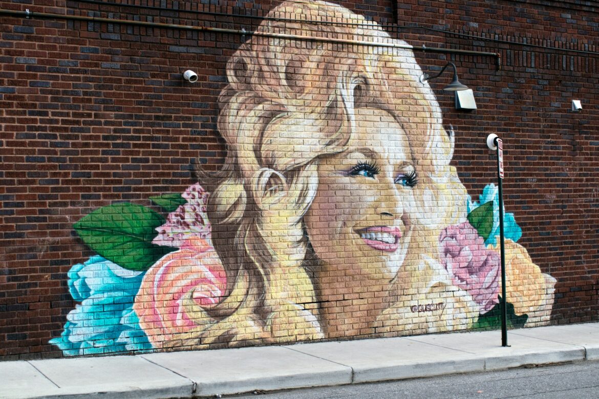 Haywood Rd, West Asheville Graffiti Style Art