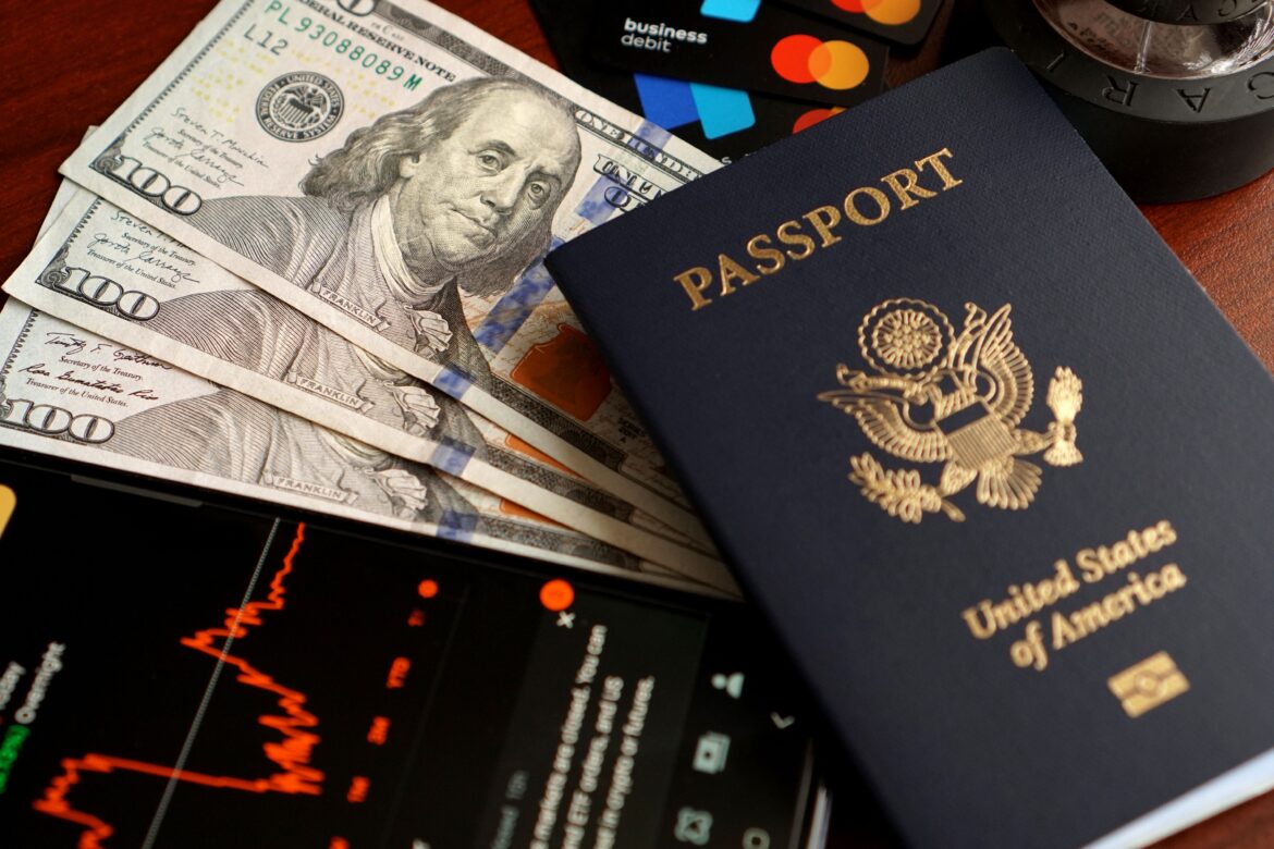 Financial planning with us passport and currency